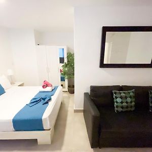 Estudio Deluxe con Cama Queen